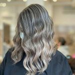 سالن تخصصی رنگ و لایت مهرزاد در خرم آباد