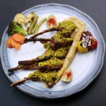 کافه رستوران فرهاد در باران خوشنام