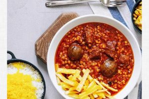 رستوران گل نرگس در صفائیه یزد