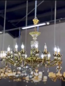 نمایشگاه مبلمان لارا چوب در بلوار آزادگان کرمان