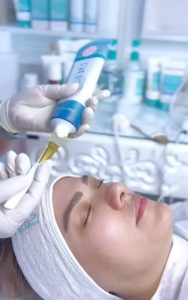 آکادمی زیبایی نینوش در سعادت آباد تهران