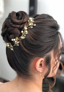 آکادمی زیبایی نینوش در سعادت آباد تهران