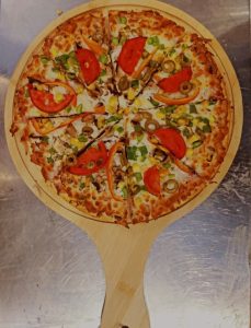 پیتزا ساندویچ دیشلمه در میدان تسلیحات تهران