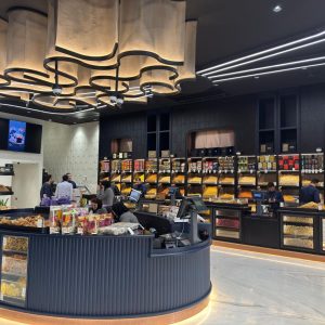 آجیل سرای تبریز هاتف قویدل در تبریز