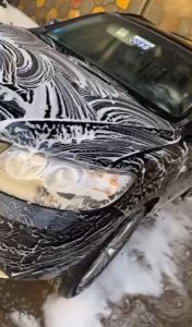 کارواش درخشان در یزد