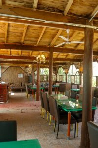 هتل سنتی شادمهر در نیشابور