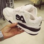 فروشگاه پوشاک شهر بزرگ پوشاکو 20 در لاهیجان