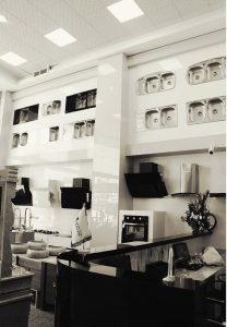 فروشگاه لوازم ساختمانی و تزیینی داخلی گیلانی در کرمان