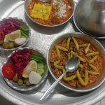 صبحانه خوری مستر املت پدرخوانده در نوشهر