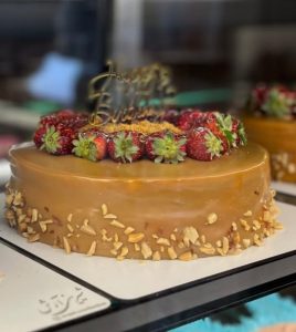 شیرینی سرا آرش در کرمانشاه