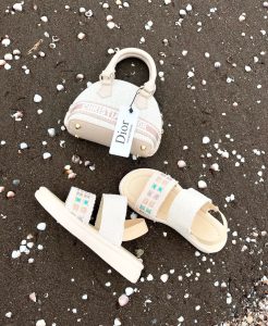 فروشگاه کیف و کفش آچیلا در رشت