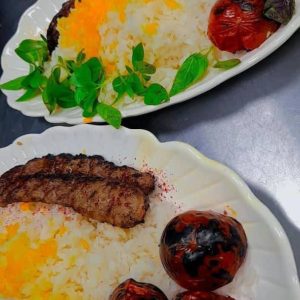 غذاخوری علیرضا مالمیر و مومنی در رشیدی کرمانشاه