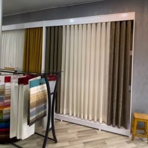 گالری پرده پرستار در نور