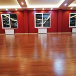نصاب کفپوش پارکت و چمن مصنوعی الماس خاله در رشت
