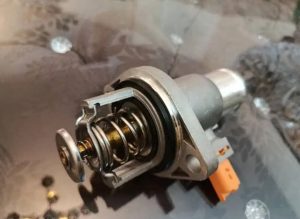 فروشگاه لوازم یدکی ماشین چینی جاماسب در چراغ برق تهران