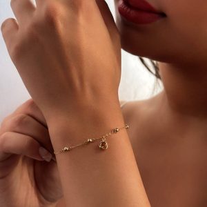 گالری طلا نورویا در چابکسر