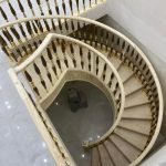 اجرای نصب پله گرد عزیزی در مشهد