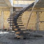 طراحی و اجرا پله سازی نوین در شهرضا