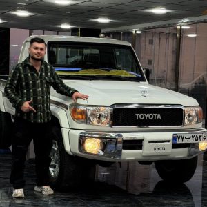 نمایشگاه اتومبیل اتو جواهر در سقز