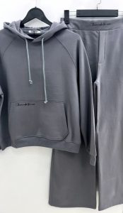 فروشگاه پوشاک ایران جامه در نمک آبرود 