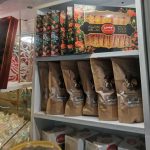 پخش مواد غذایی چمنی در بلوار پیامبر مشهد