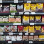 پخش مواد غذایی چمنی در بلوار پیامبر مشهد