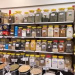 پخش مواد غذایی چمنی در بلوار پیامبر مشهد