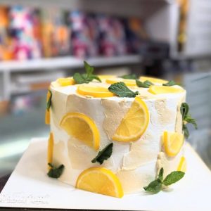 شیرینی سرای آریا در اراک