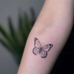 خدمات میکروبلیدینگ و فیبروز ابرو زهره کیساری در اصفهان