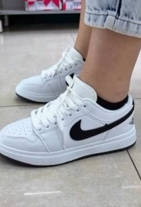 فروشگاه کیف و کفش زنانه فرهاد در تبریز