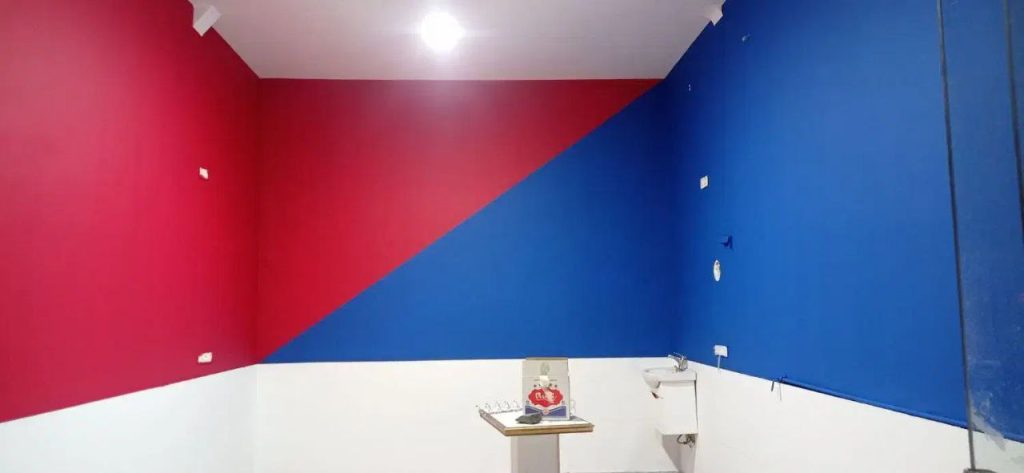 اجرای نقاشی ساختمان فیروز در مشهد