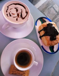 کافی شاپ پاییز 58 در مشهد