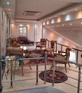 مشاور املاک کلبه در صومعه سرا