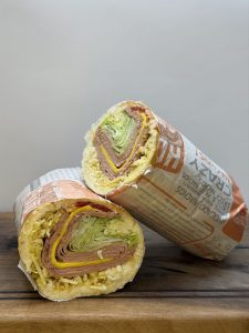 ساندویچ سرد مزه لند در رشت