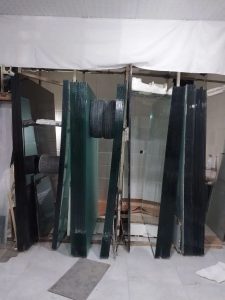 نصب و تعمیر شیشه بری بشیری در اراک