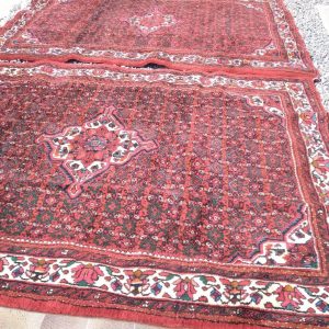 قالیشویی نمونه در شهرک فرهنگیان همدان