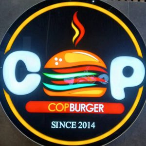 فست فود کپ برگر در نور