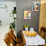 رستوران و بیرون بر ریواس در شاهین شهر