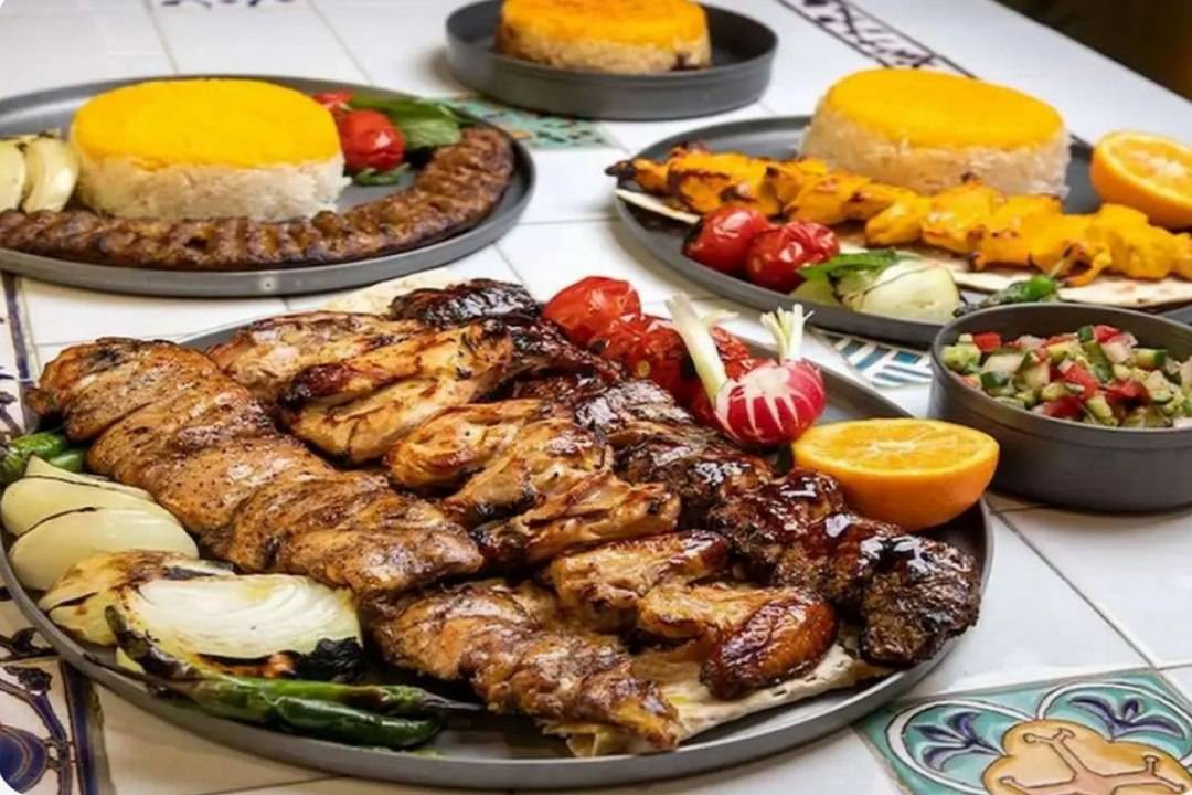 مششاهده آگهی کافه رستوران کیانا در رضوانشهر در سامانه بهبود مشاغل