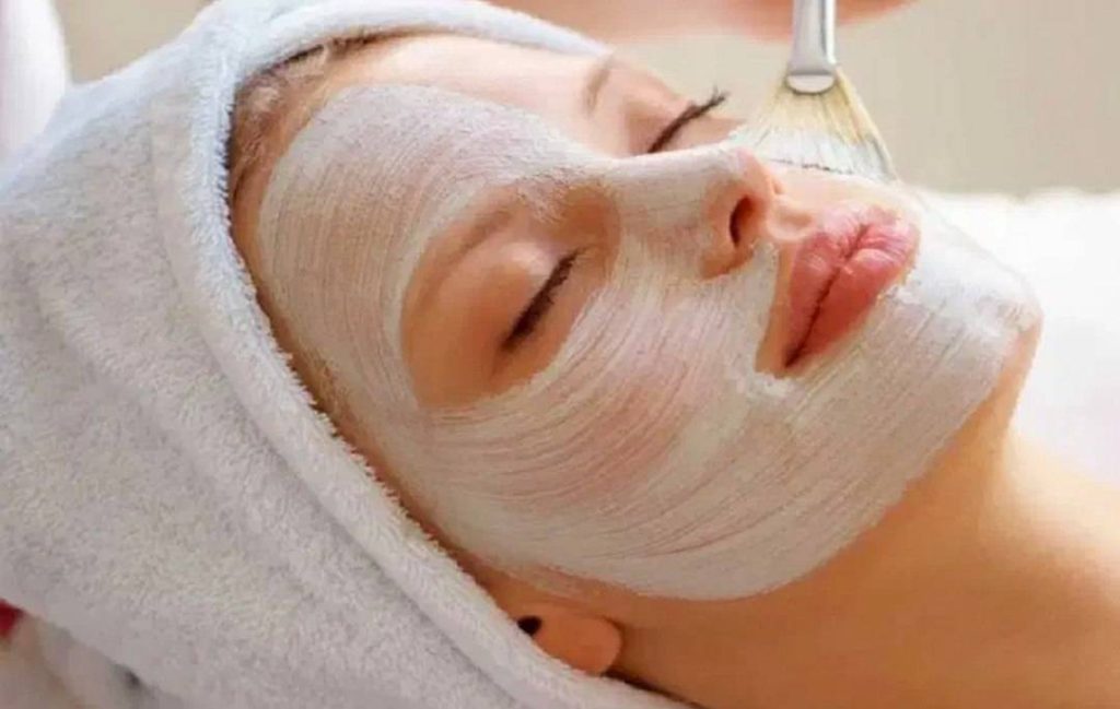 کلینیک زیبایی عصر رویایی در پاسداران تهران