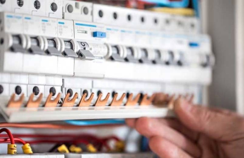 مشاهده خدمات فنی مهندسی الماس نور خیام در نیشابور در سامانه بهبود مشاغل