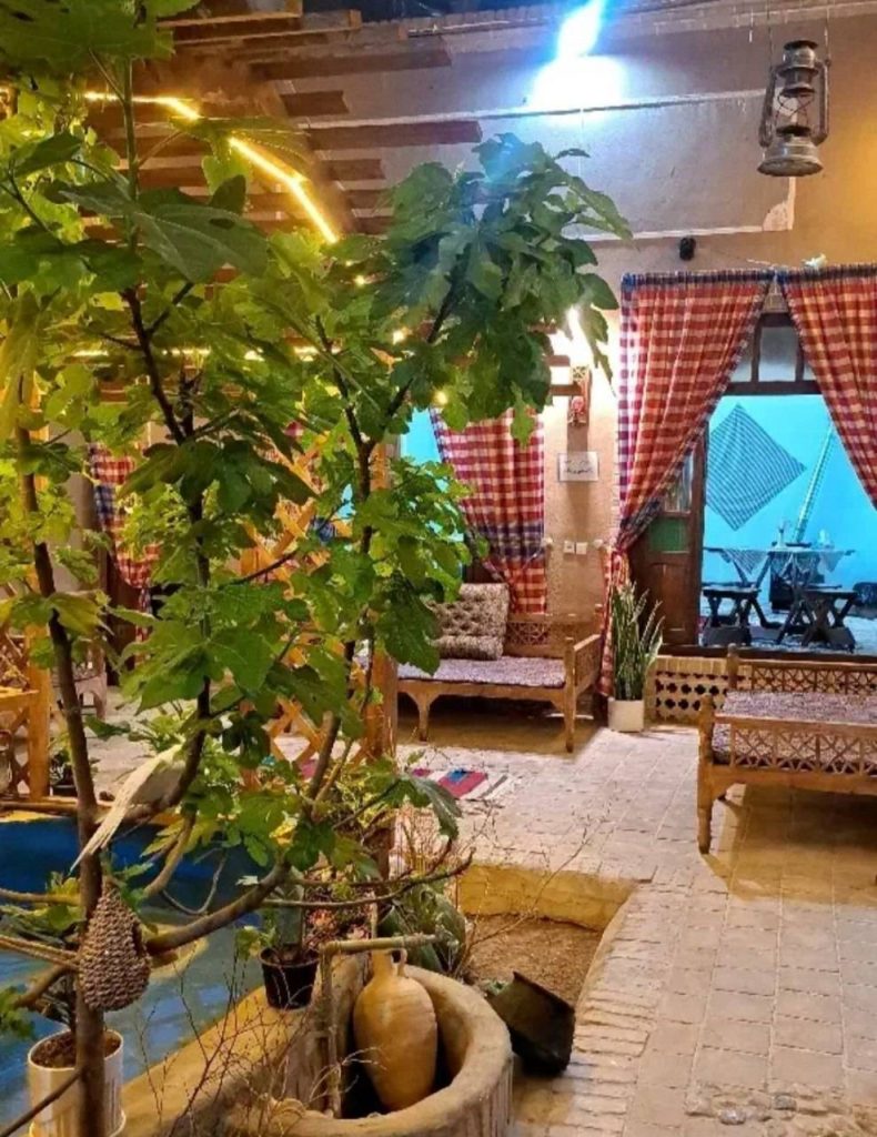 کافه سنتی سنتکده یاهو در ساوه