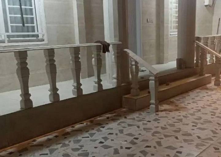 مشاهده آگهی اجرای کاشی و نمای ساختمان نجاتی در میناب در سامانه بهبود مشاغل