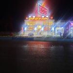 رستوران اکبر جوجه برادران کلبادی در عباس آباد