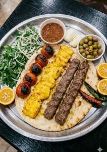 مشاهده رستوران مطبخ ته دیگ در شهر جدید هشتگرد در سامانه بهبود مشاغل