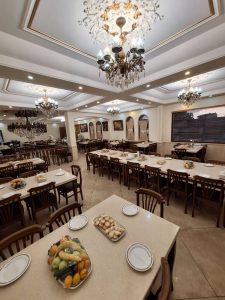 مشاهده رستوران اردشیر در رشت در سامانه بهبود مشاغل