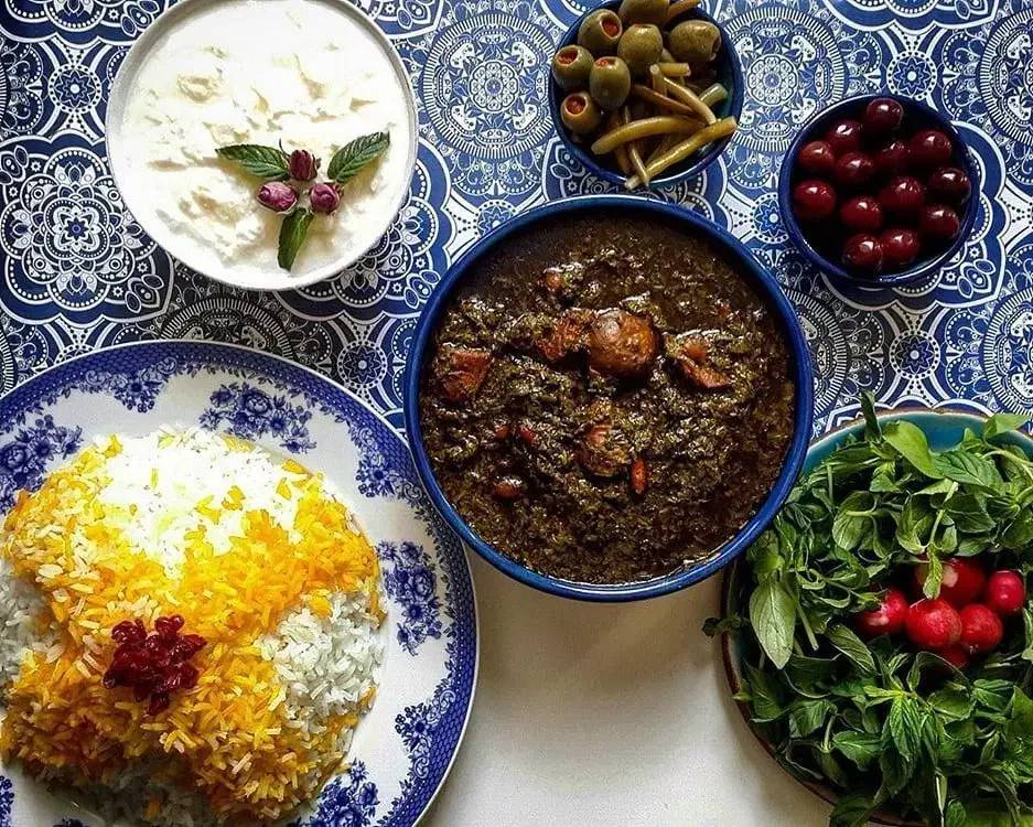 مشاهده آگهی کافه رستوران الینا در بندرعباس در سامانه بهبود مشاغل