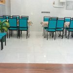 رستوران بیرون بر دستپخت در شهر بابک
