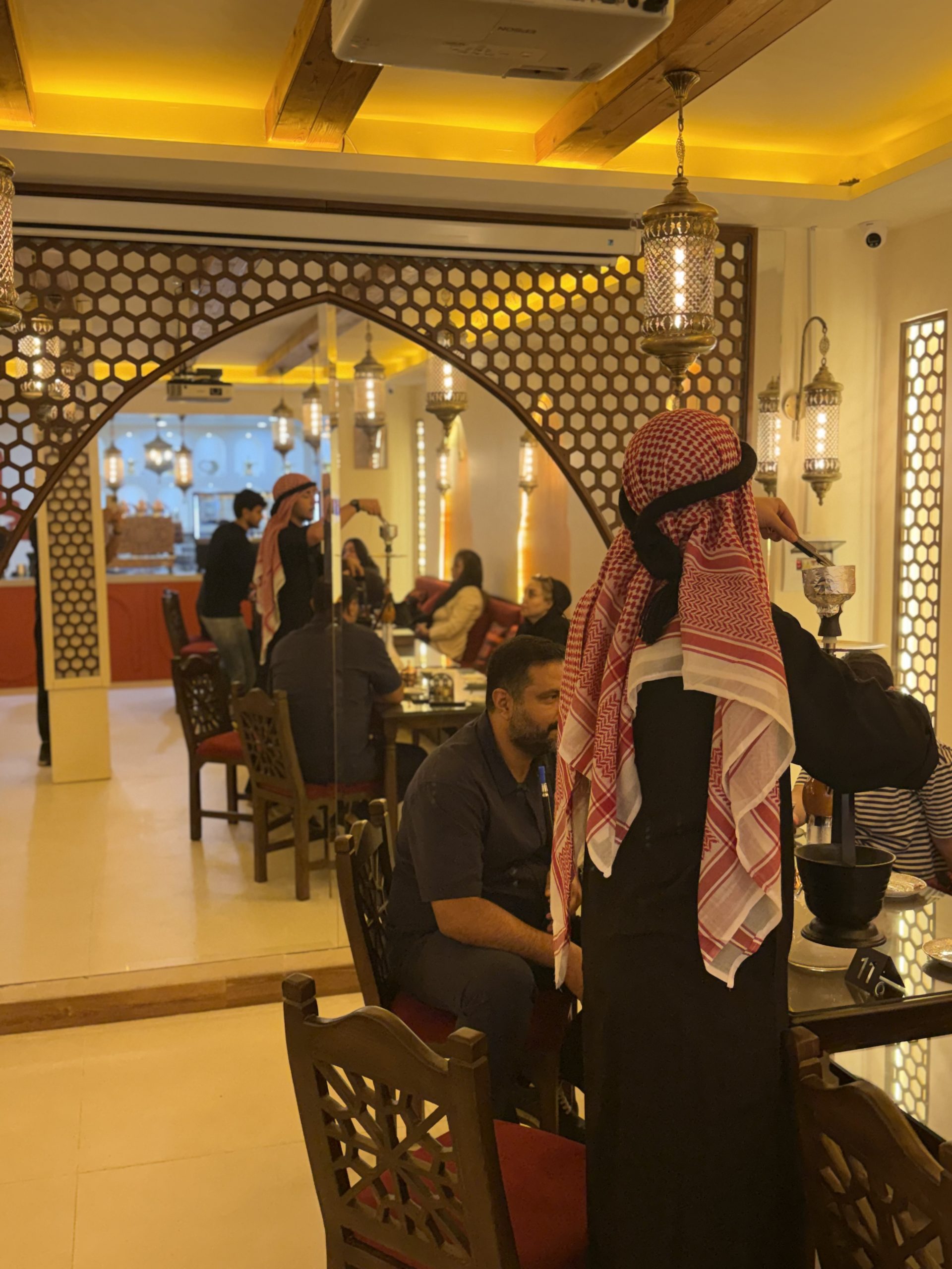 مشاهده آگهی کافه عربی مراکشی لیالی لانژ در کرج در سامانه بهبود مشاغل