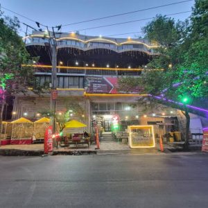مشاهده مجتمع پذیرایی و اقامتی نیایش در شاندیز مشهد در سامانه بهبود مشاغل